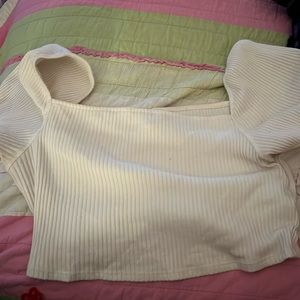 white cropped puffer sleeve shirt